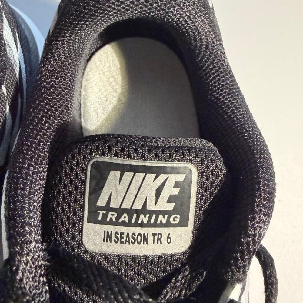 Nike - Picture 6 of 6